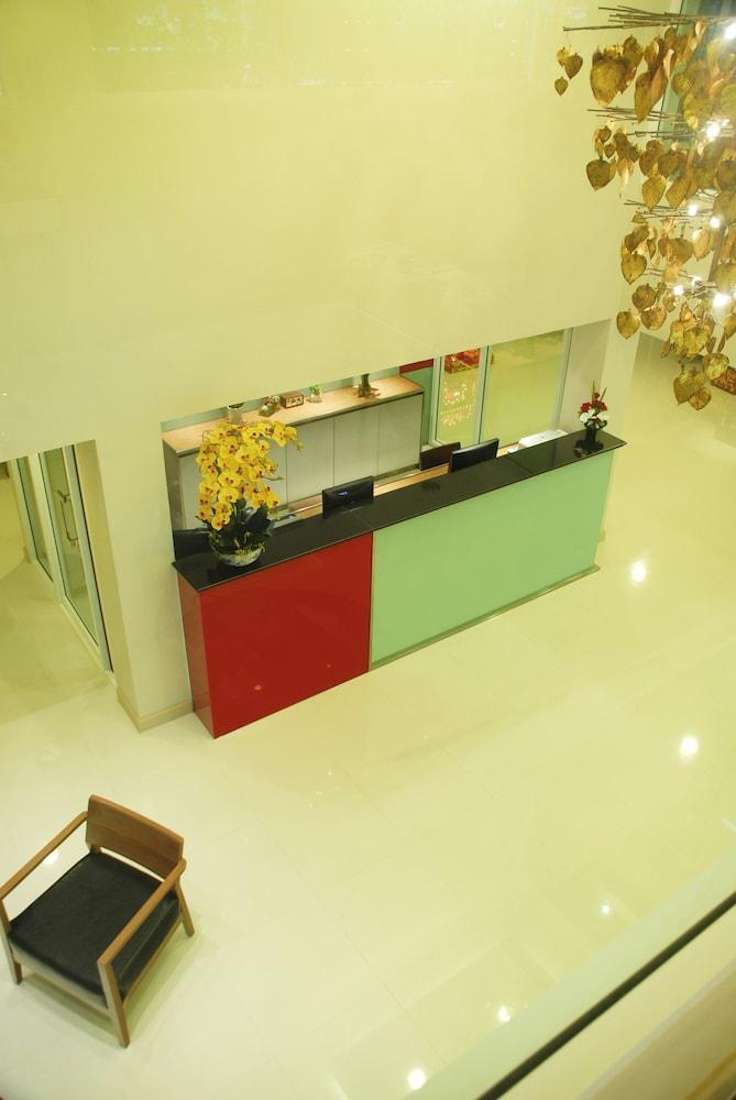 Bangkok Loft Inn Banguecoque Exterior foto