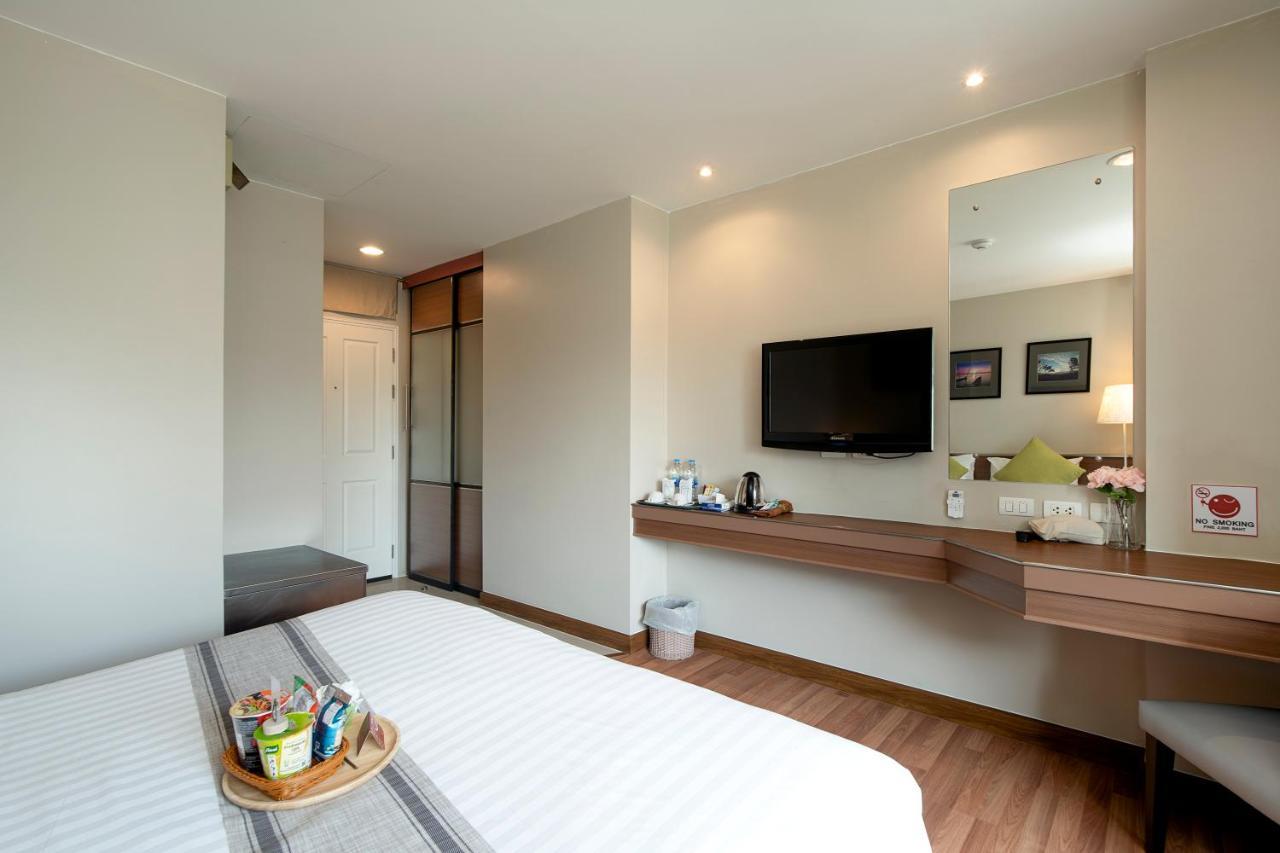 Bangkok Loft Inn Banguecoque Exterior foto