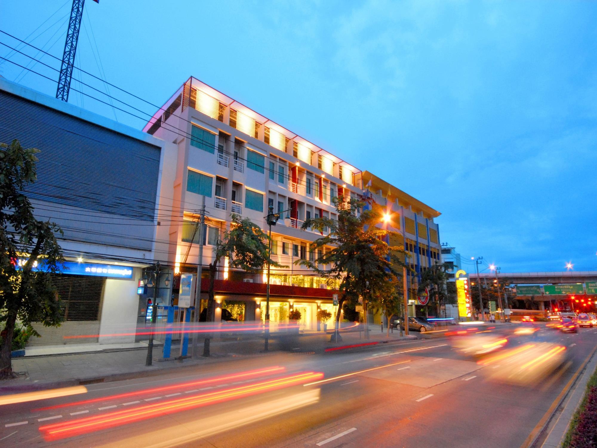 Bangkok Loft Inn Banguecoque Exterior foto