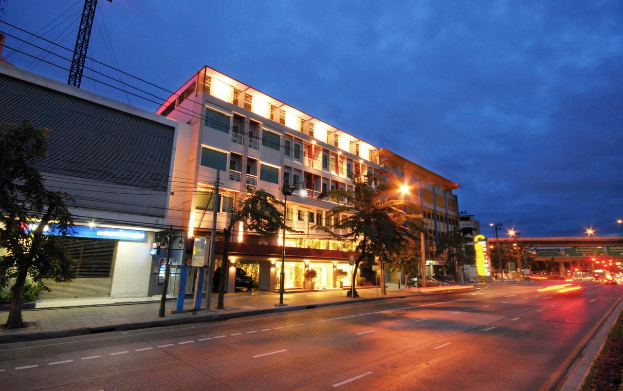 Bangkok Loft Inn Banguecoque Exterior foto